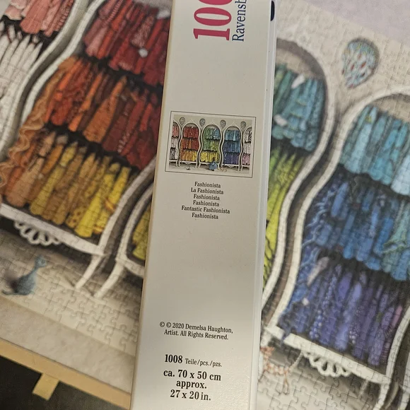 Ravensburg HTF Fantastic Fashionista 1000 Piece Puzzle - Picture 3 of 6